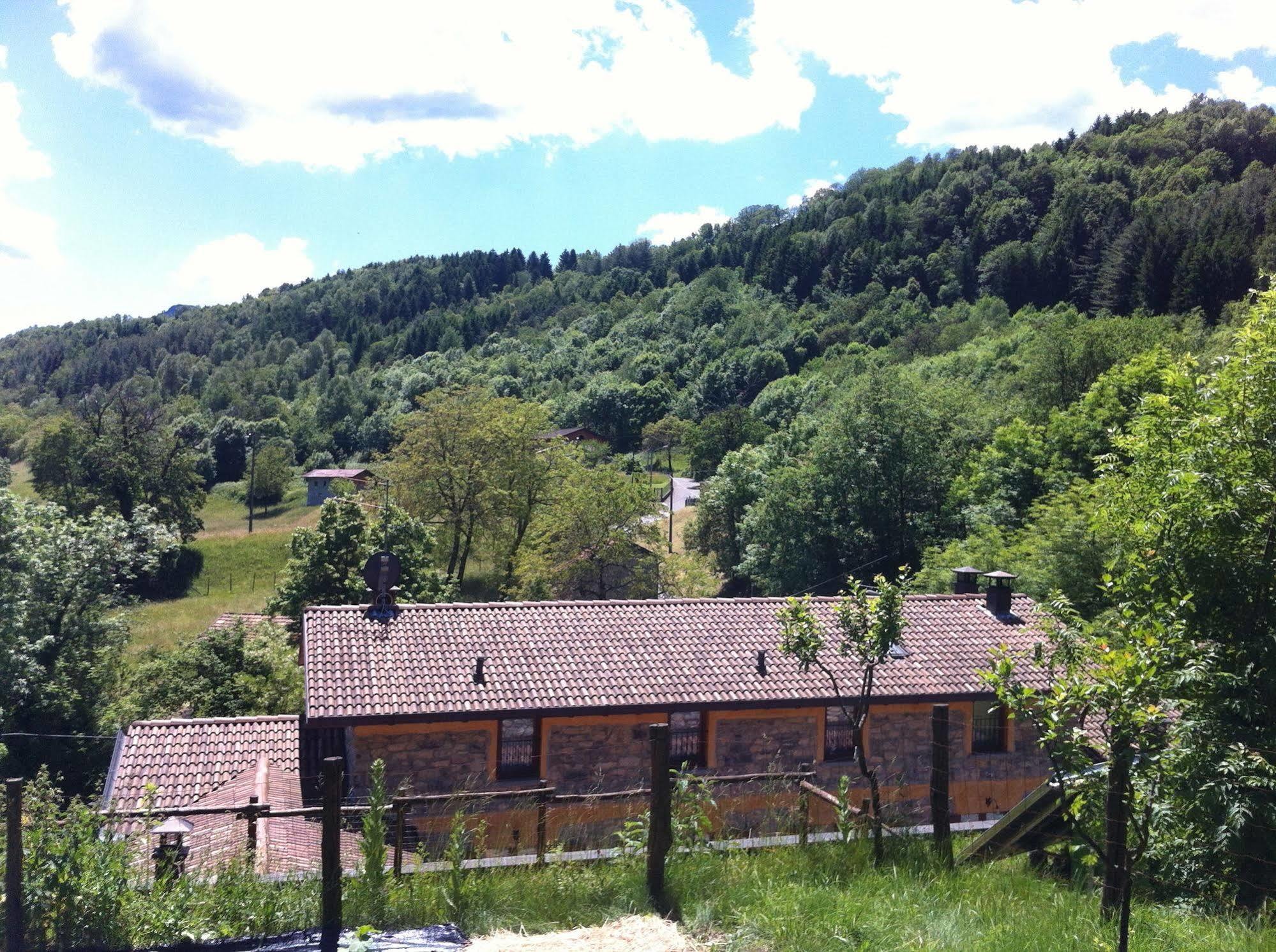 Bauernhof Agriturismo Il Talento Nella Quiete Castiglione dʼIntelvi